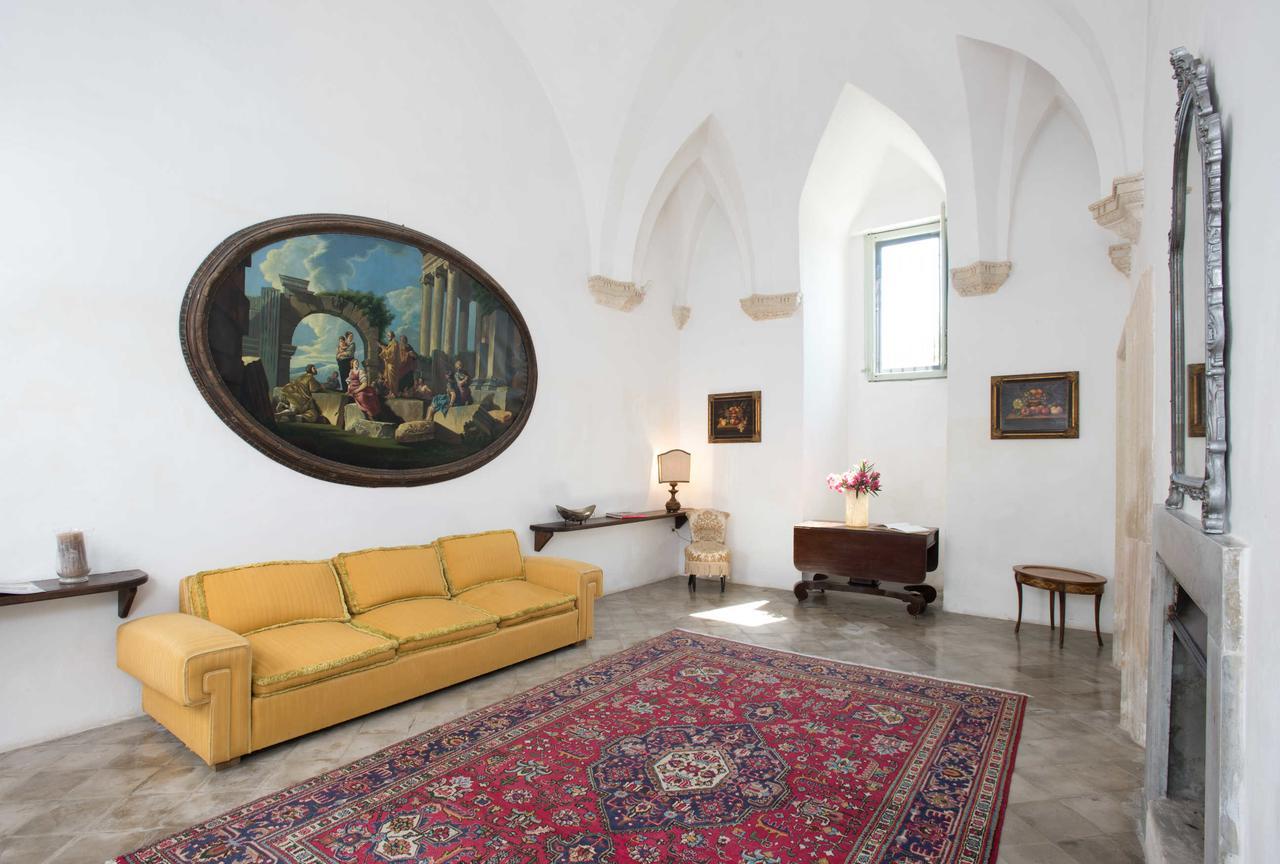 Bed and Breakfast Castello Di Casamassella Exterior foto